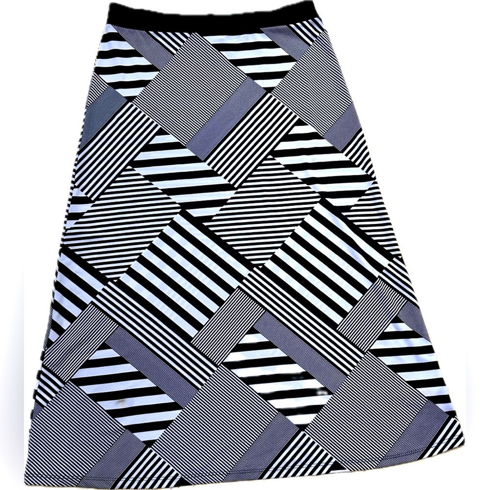 Laura Petites Black & White Geometric Patchwork Print Pull-on Maxi Skirt Size L